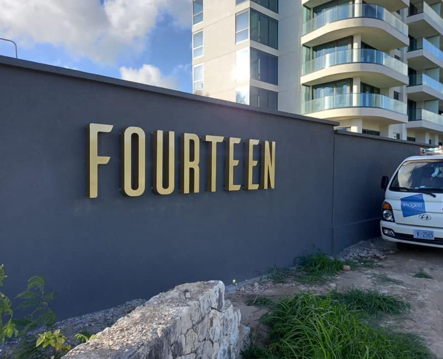 Outdoor banner and frame system